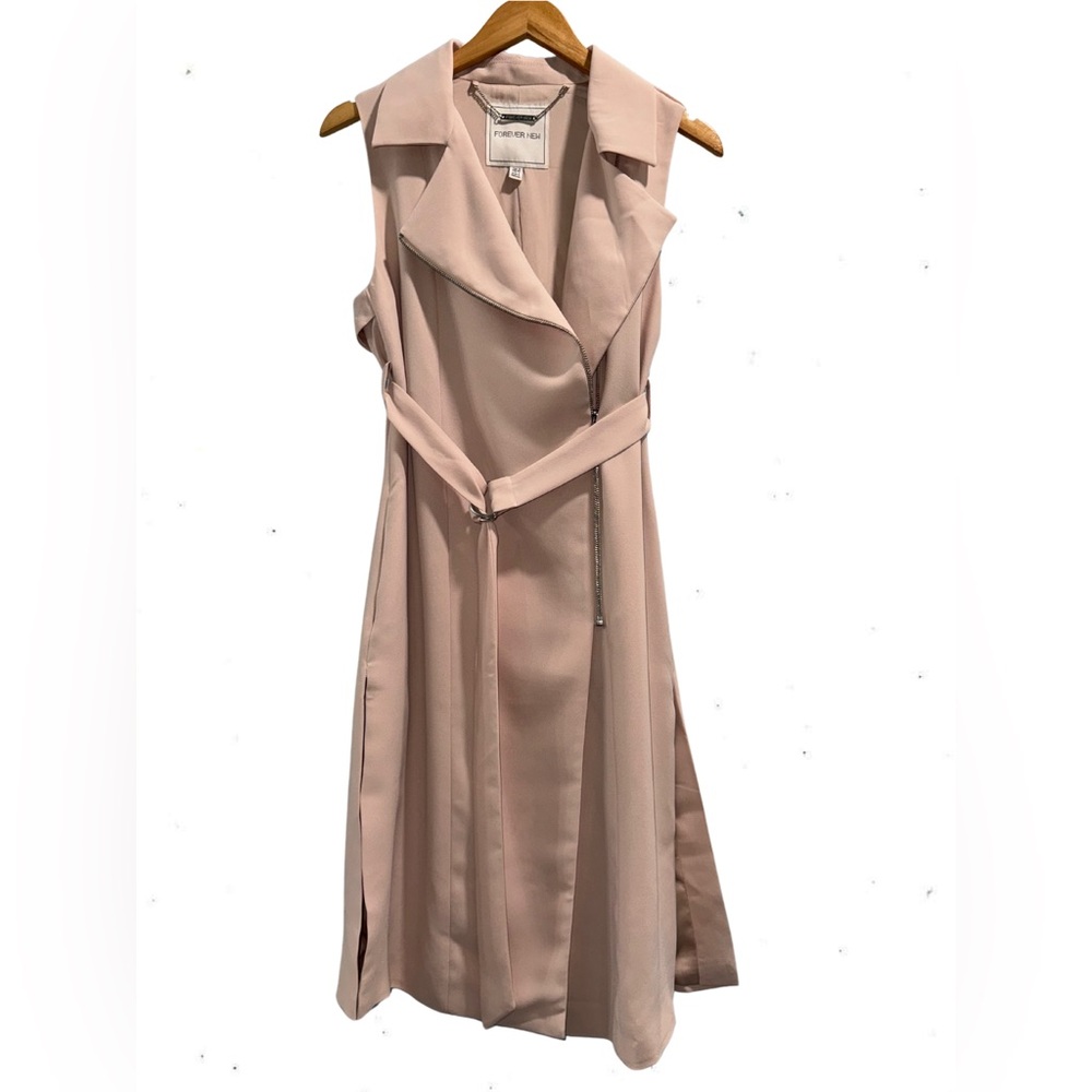 Designer Forever New Blush Blazer Dress size size 2